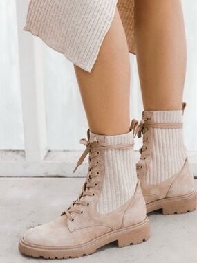 Sam Edelman Lydell Ribbed Combat Boots in a tan suede and knit material- Size 8